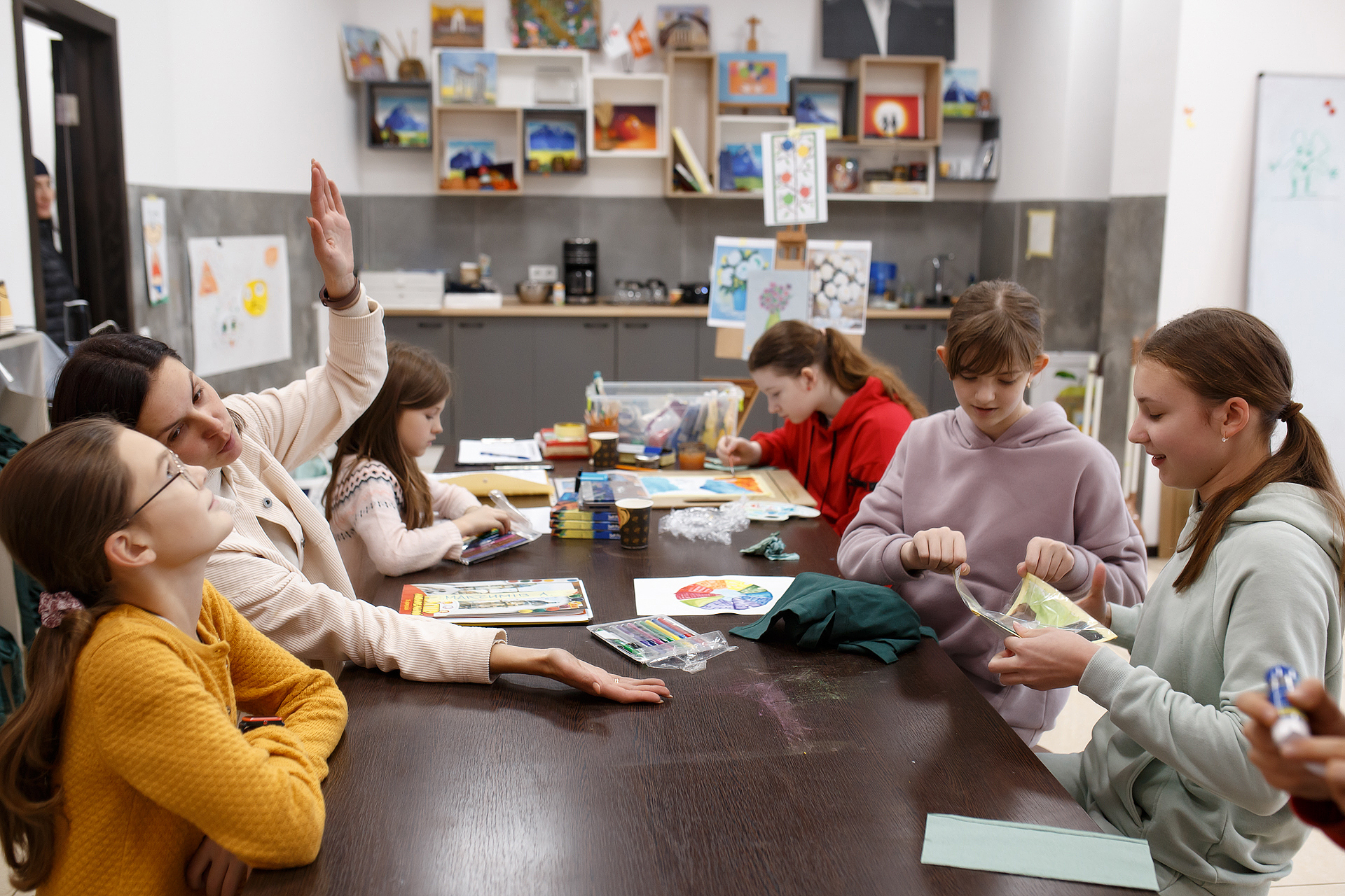 Фармкомпанія "Здоров’я" та мистецький хаб Zelo допомагають дітям Харкова